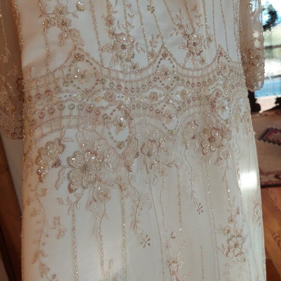 Casablanca Bridal Regal Romance Ivory beaded Sq neck mermaid Dress - Picture 9 of 17